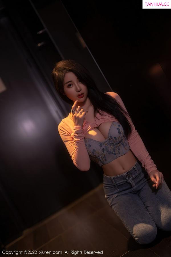 美七Mia  [XiuRen]高清写真图 2022.08.29 No.5506 美七 Mia第7张图片